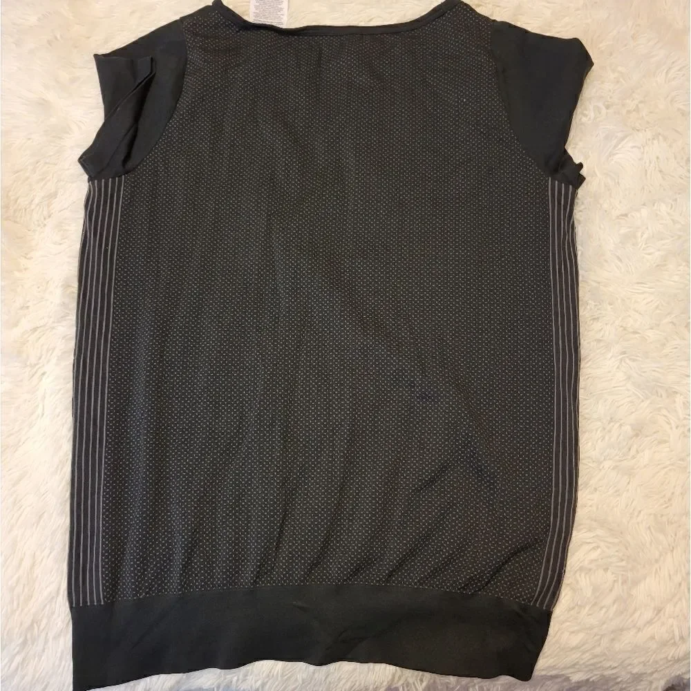 Nike Dri-Fit Women's Knit Short-Sleeve Epic Crew Training Top Shirt Black L